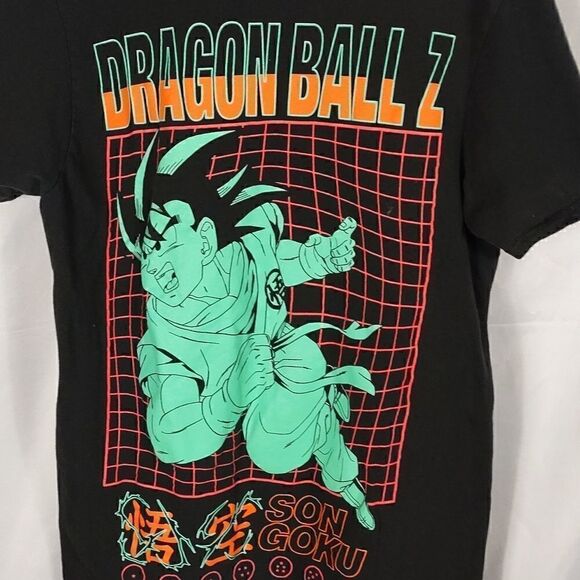 Dragon Ball Z T-shirt  - Picture 2 of 5